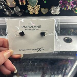 Park Lane Impression Earrings - Jet Black